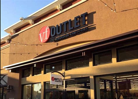 what stores are in the vf factory outlet